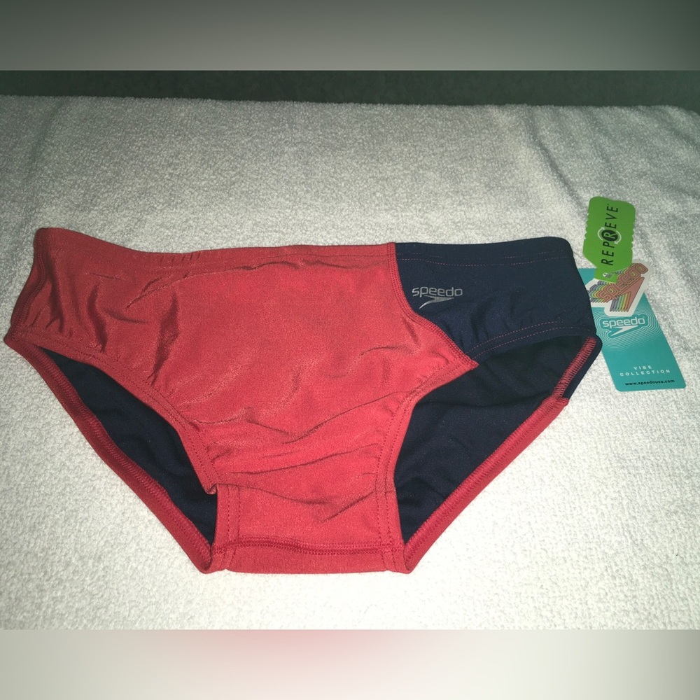 Speedo ECO Endurance ‘High Risk Red’ Mens Sz 34 Vibe Collection